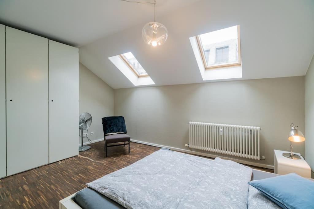 Appartement Ruhige Dachwohnung Mit Terrasse Mitte - Spacious Modern Rooftop Loft In Mitte Berlijn